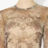 Das beige Madaillon-Oberteil