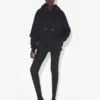 Das übergroße schwarze JPG-Sweatshirt Das übergroße schwarze JPG-Sweatshirt