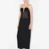 Das Korsetts-Kleid aus zwei Materialien Das Korsetts-Kleid aus zwei Materialien