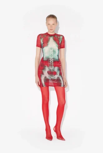 Das kurze rote Squeletor-Kleid
