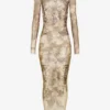 Das lange beige Madaillon-Kleid