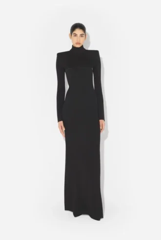 Das lange konische Kleid
