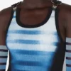 Das „Le Male“-Kleid mit langen Trägern Das „Le Male“-Kleid mit langen Trägern