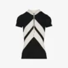Das schwarze Hemd mit Chevron-Muster Das schwarze Hemd mit Chevron-Muster
