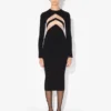 Das schwarze Kleid mit Chevron-Muster