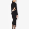 Das schwarze Kleid mit Chevron-Muster