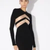 Das schwarze Kleid mit Chevron-Muster
