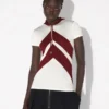 Das weiße Hemd mit Chevron-Muster