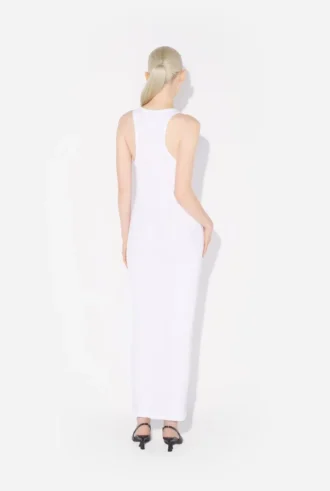 das weisse piercing kleid 2 330x491 - Das wei&szlig;e Piercing-Kleid
