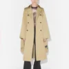 Der Trenchcoat mit Kapuze
