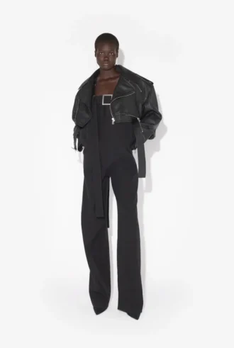 die kurze perfecto jacke 1 330x491 - Die kurze Perfecto-Jacke