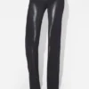 Die silberne „Body Dust“-Hose